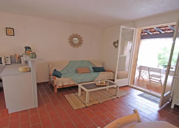 Les Bastides De Guerrevieille *