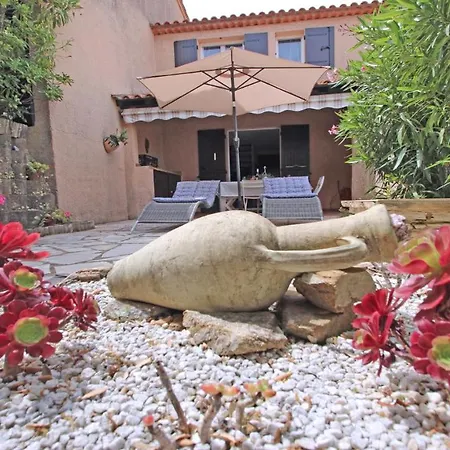 Les Bastides De Guerrevieille Holiday home *