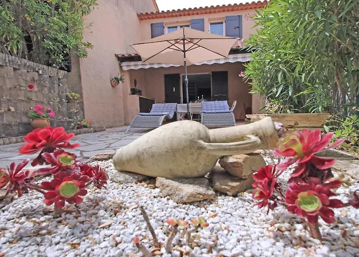 Les Bastides De Guerrevieille Casa vacanze *